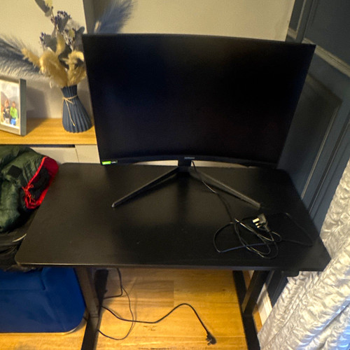 Black freestanding computer - black,