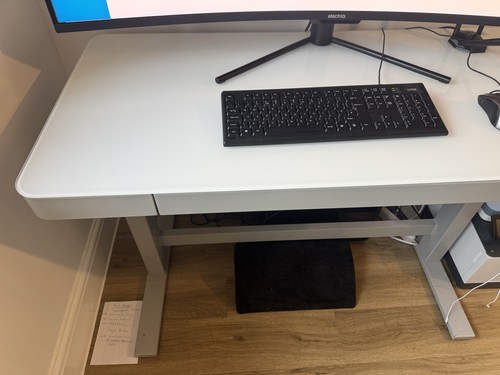 Computer desk standing - desk,